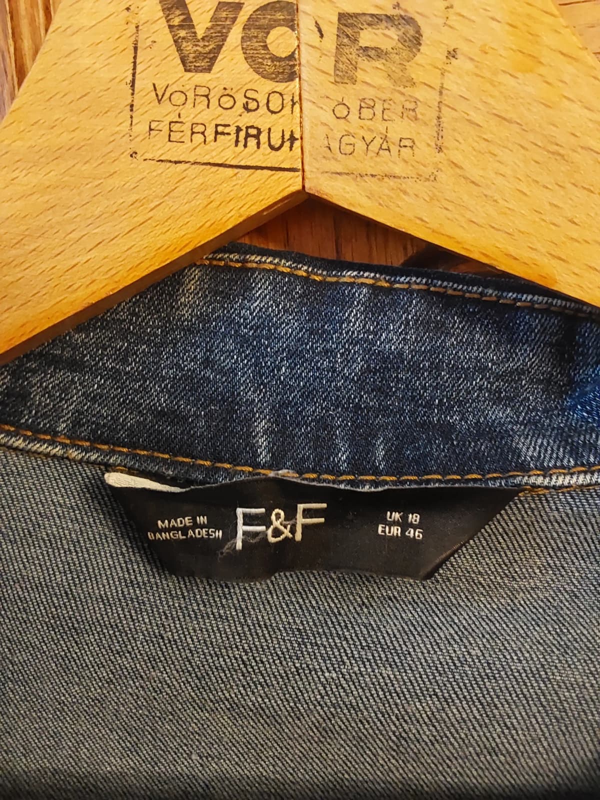 90695